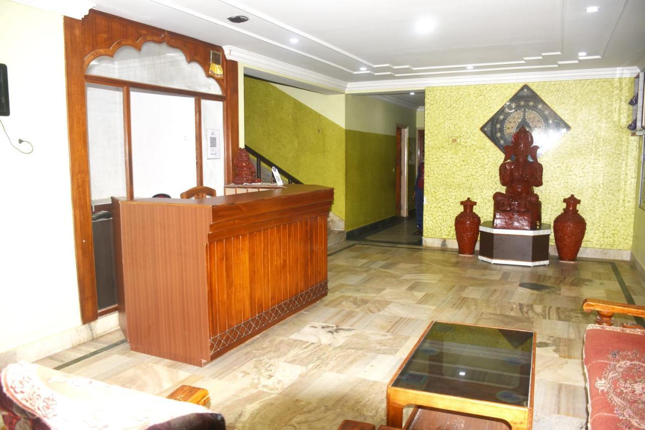 Hotel Trinath Nayagarh 外观 照片